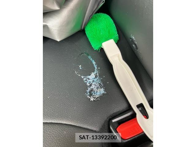 Subaru FORESTER 2022-12 8561946-25