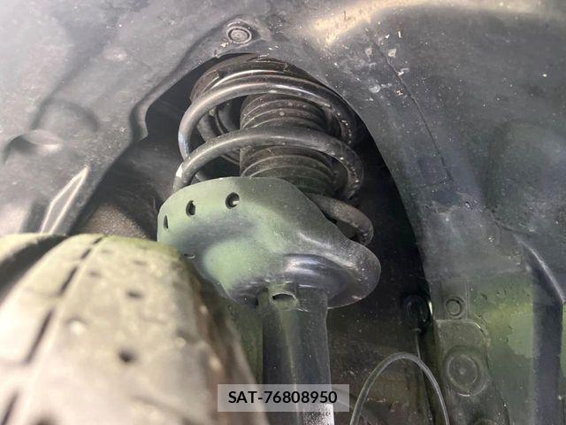 Subaru FORESTER 2015-12 8626842-19