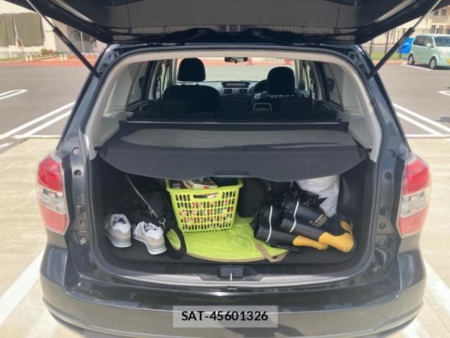 Subaru FORESTER 2013-02 8626855-13