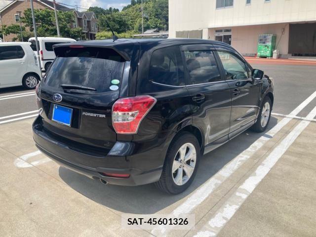 Subaru FORESTER 2013-02 8626855-2
