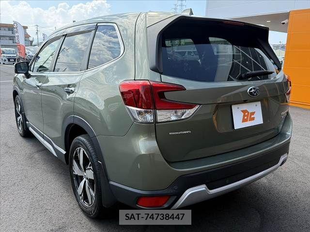 Subaru FORESTER 2019-09 8626837-12