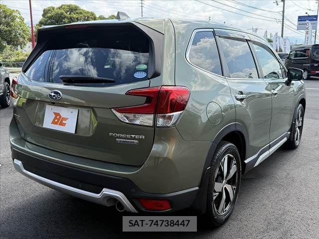 Subaru FORESTER 2019-09 8626837-14