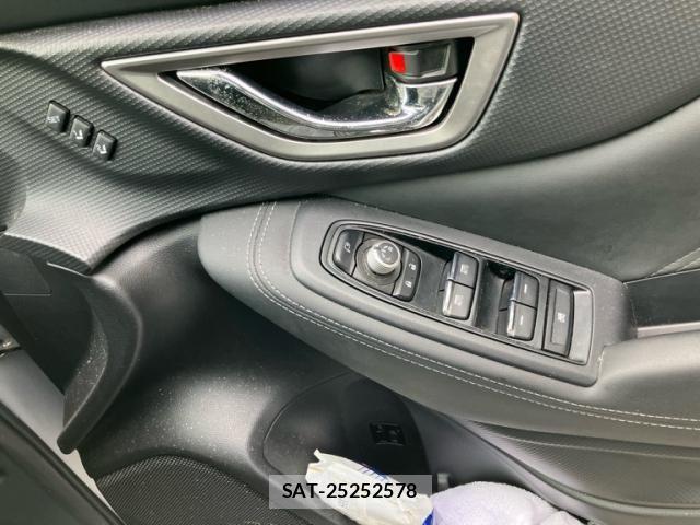 Subaru FORESTER 2019-02 8626838-12