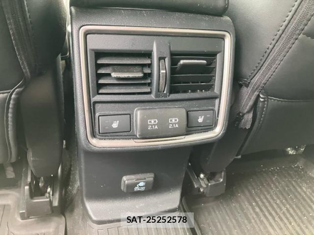 Subaru FORESTER 2019-02 8626838-22