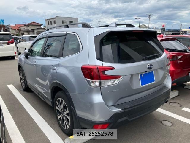 Subaru FORESTER 2019-02 8626838-4