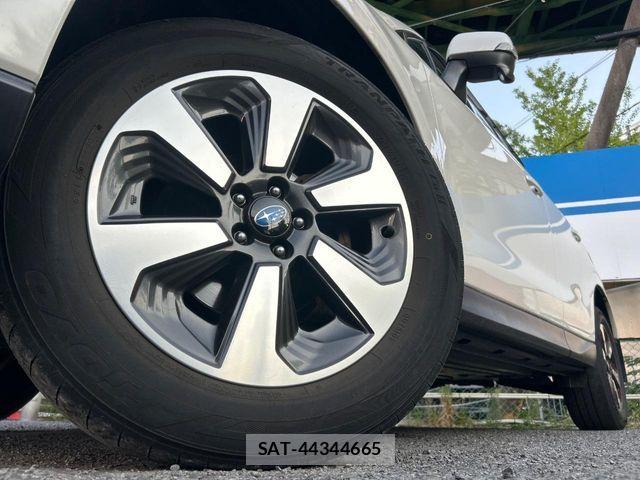 Subaru FORESTER 2015-11 8626840-16