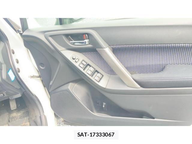 Subaru FORESTER 2015-11 8626849-15