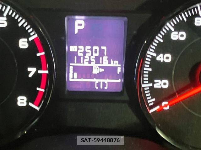 Subaru FORESTER 2014-12 8626851-23