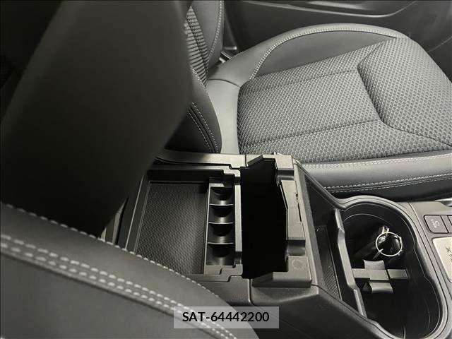 Subaru FORESTER 2019-06 8666159-23