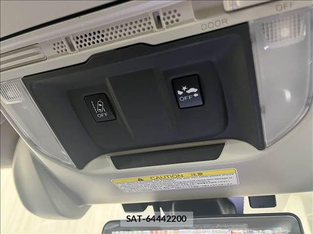 Subaru FORESTER 2019-06 8666159-25