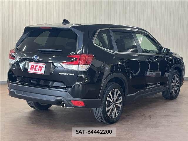 Subaru FORESTER 2019-06 8666159-4