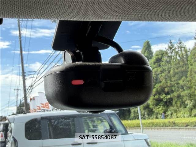 Subaru FORESTER 2018-08 8659159-15
