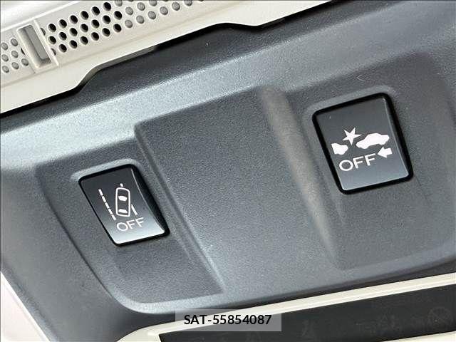 Subaru FORESTER 2018-08 8659159-28