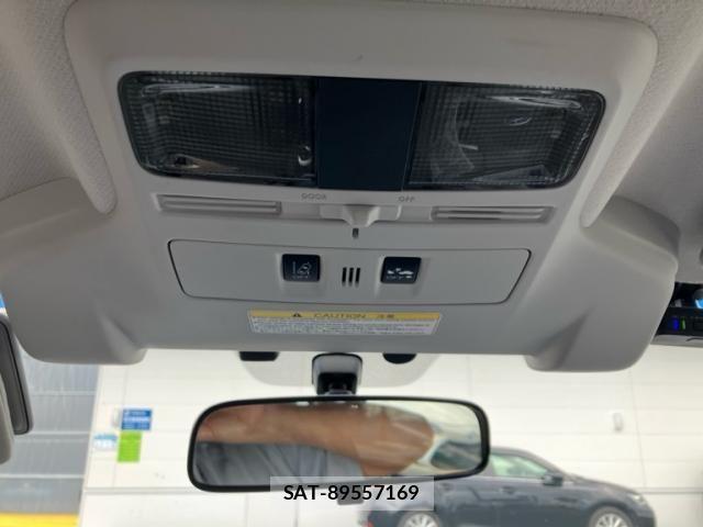 Subaru FORESTER 2016-01 8666166-24