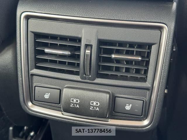 Subaru FORESTER 2018-09 8666161-26