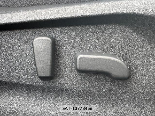 Subaru FORESTER 2018-09 8666161-27