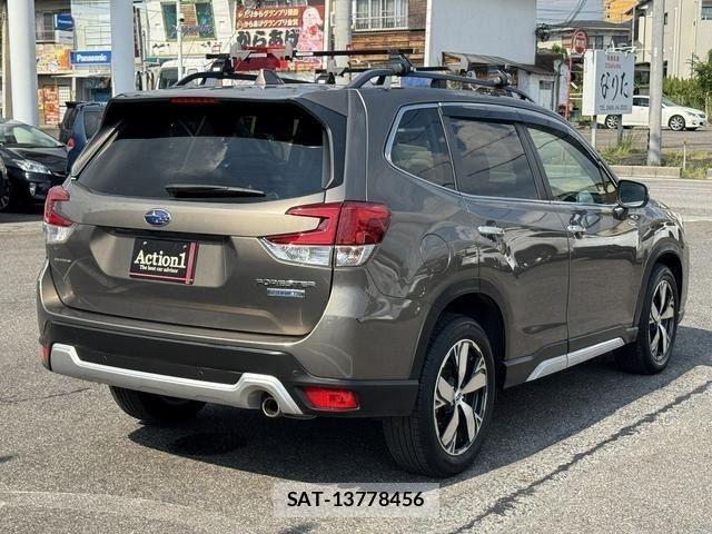 Subaru FORESTER 2018-09 8666161-5