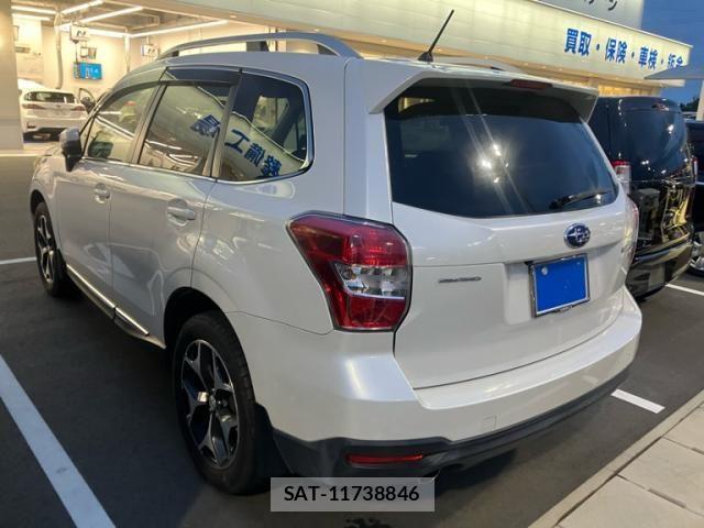 Subaru FORESTER 2013-02 8659171-2