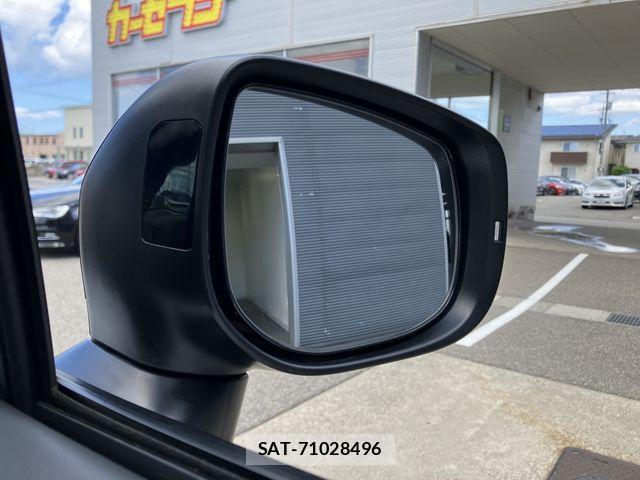 Subaru FORESTER 2023-01 8742219-21