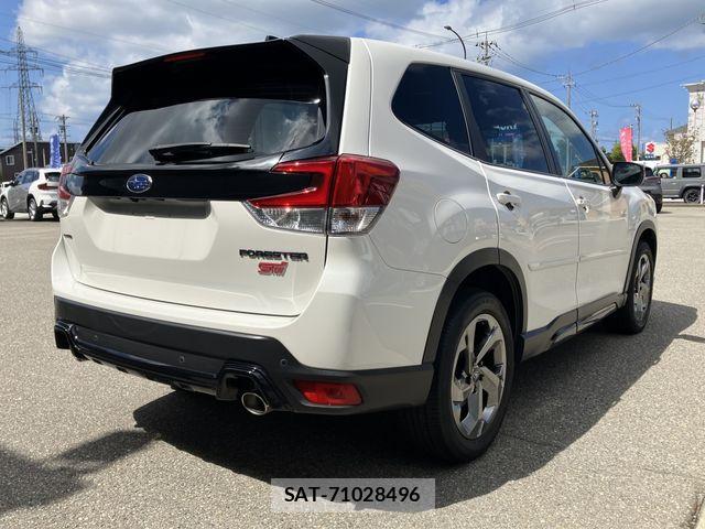 Subaru FORESTER 2023-01 8742219-2