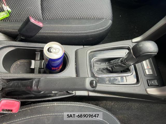 Subaru FORESTER 2013-06 8742268-21