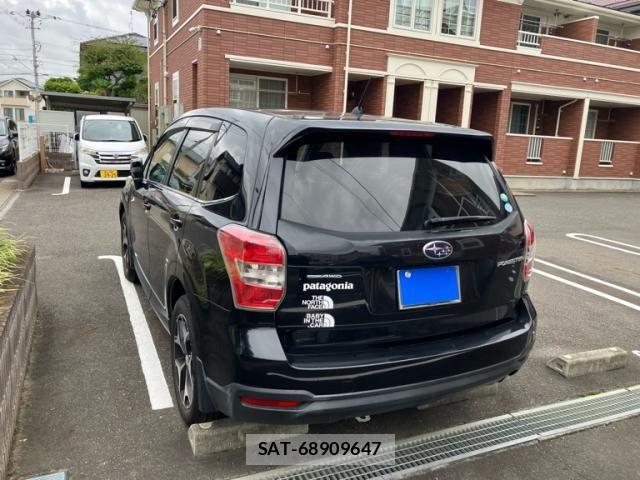 Subaru FORESTER 2013-06 8742268-7