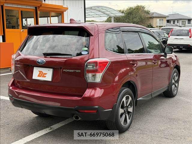 Subaru FORESTER 2017-03 8742262-23