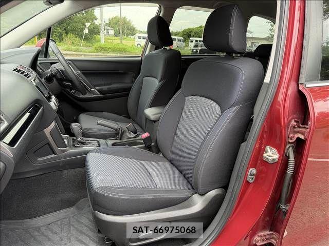 Subaru FORESTER 2017-03 8742262-24