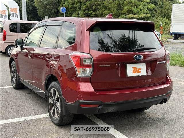 Subaru FORESTER 2017-03 8742262-7