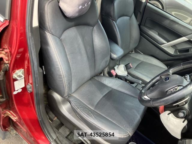 Subaru FORESTER 2013-09 8796007-12