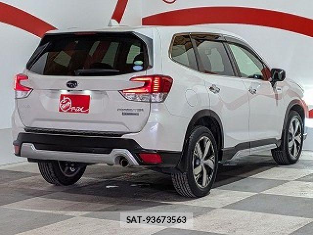 Subaru FORESTER 2019-08 8795990-28