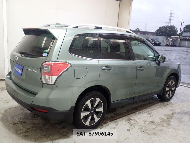 Subaru FORESTER 2016-08 8795986-7