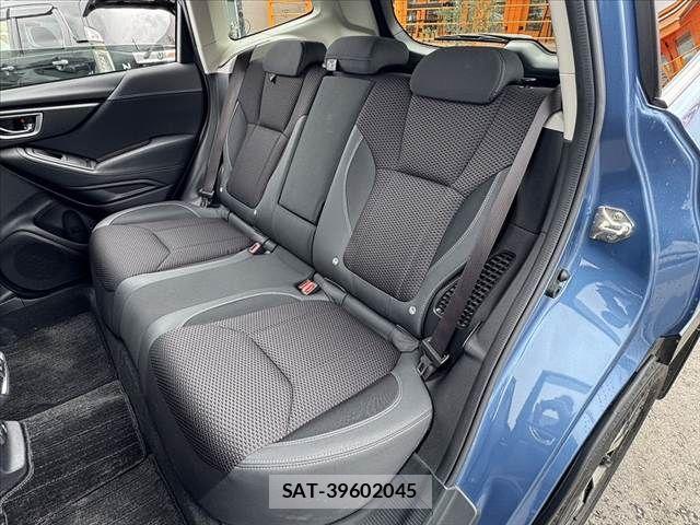 Subaru FORESTER 2019-08 8829109-17