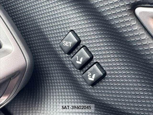 Subaru FORESTER 2019-08 8829109-28