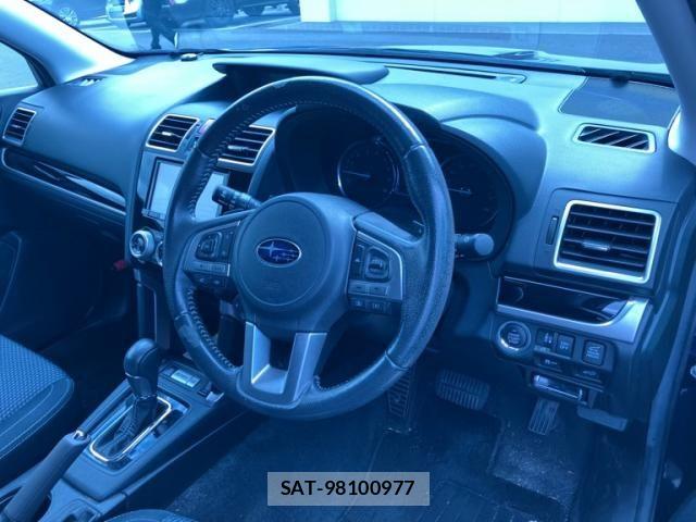 Subaru FORESTER 2017-05 8829118-10