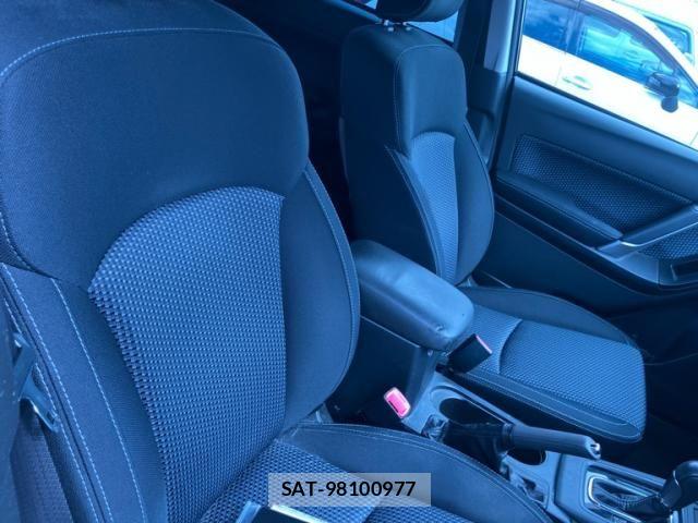 Subaru FORESTER 2017-05 8829118-11