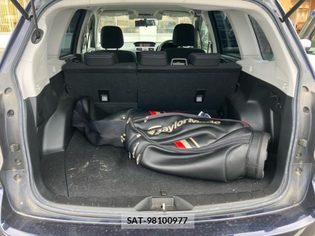 Subaru FORESTER 2017-05 8829118-23