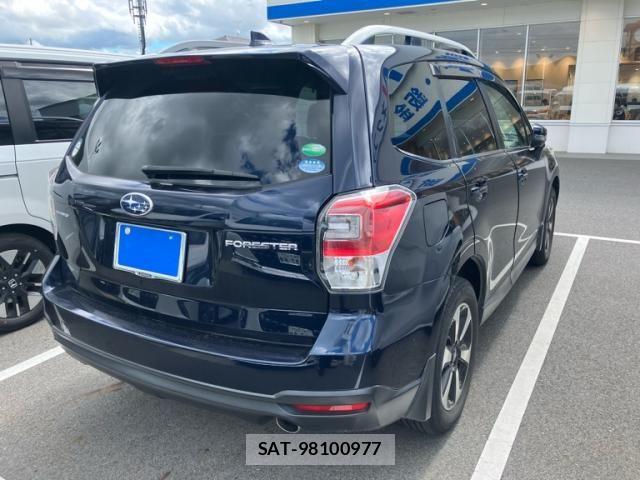Subaru FORESTER 2017-05 8829118-3