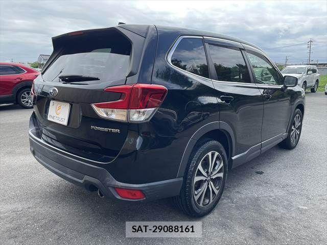 Subaru FORESTER 2018-12 8829117-17