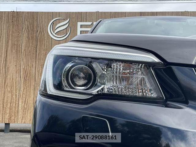 Subaru FORESTER 2018-12 8829117-21
