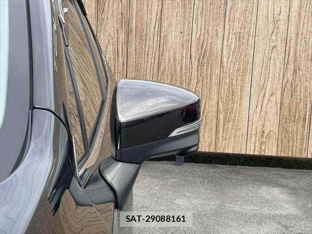 Subaru FORESTER 2018-12 8829117-26