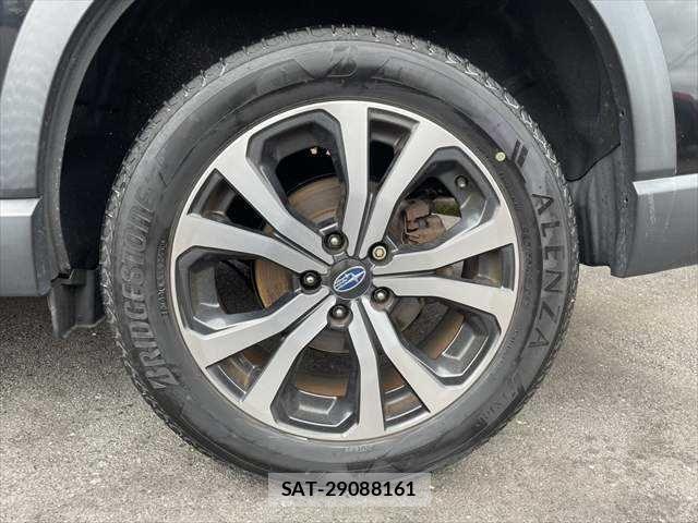 Subaru FORESTER 2018-12 8829117-27