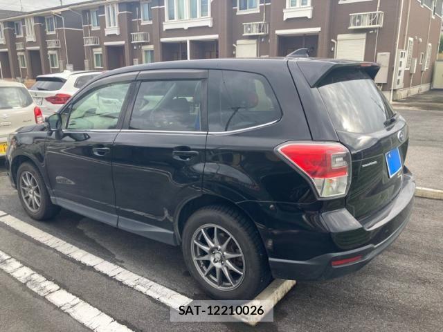 Subaru FORESTER 2017-05 8829128-7