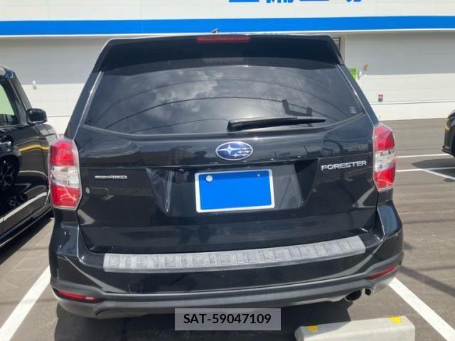 Subaru FORESTER 2013-04 8829120-2