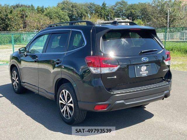Subaru FORESTER 2019-03 8829104-2