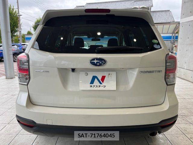 Subaru FORESTER 2016-08 8849056-15