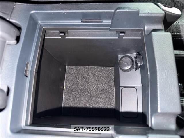 Subaru FORESTER 2014-04 8849062-28