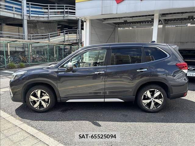 Subaru FORESTER 2018-09 8871029-10