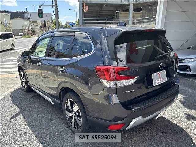 Subaru FORESTER 2018-09 8871029-12