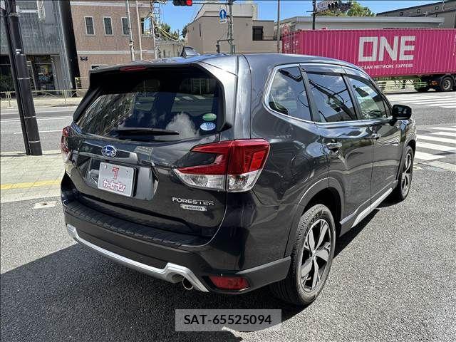 Subaru FORESTER 2018-09 8871029-14